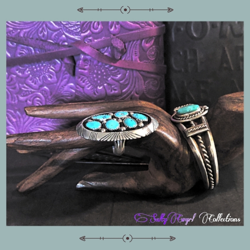 **"SOLD***Vintage Navajo Signed Turquoise Sterling Silver Ring - Picture 1 of 11